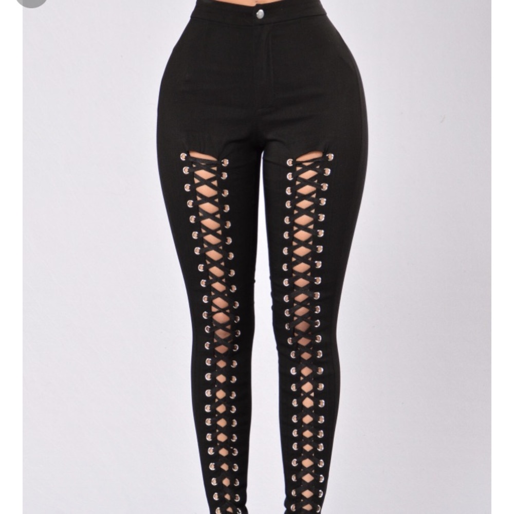 Fashion nova Nori Pants 20$